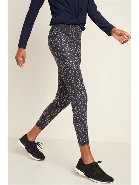 women's navy workout leggings.